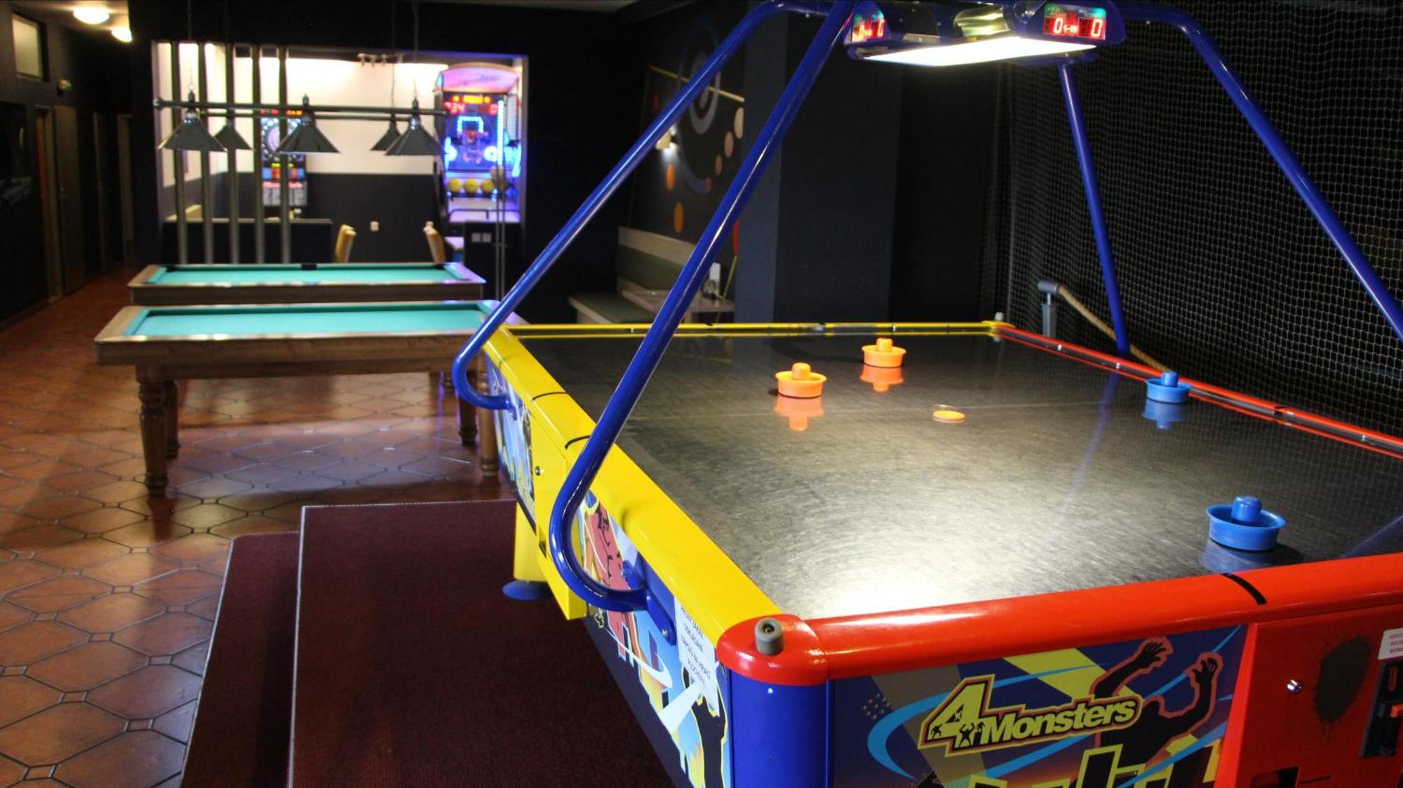 Penzion Raketa Bowling Opava Exteriér fotografie